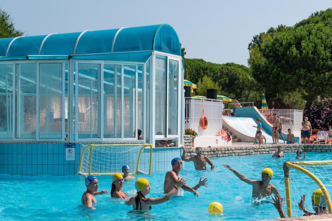 Camping Village Pino Mare Lignano Sabbiadoro Exterior foto